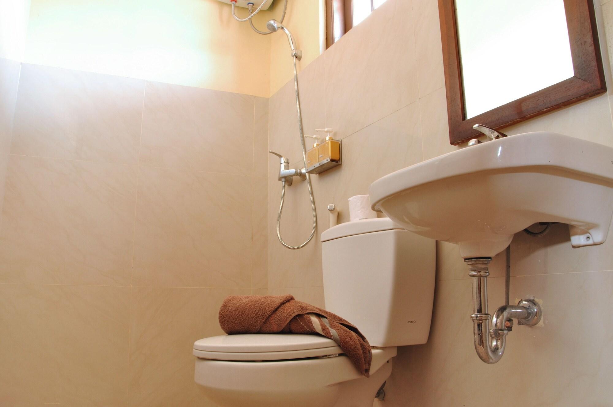Bemo Corner Guest House Kuta Lombok Esterno foto