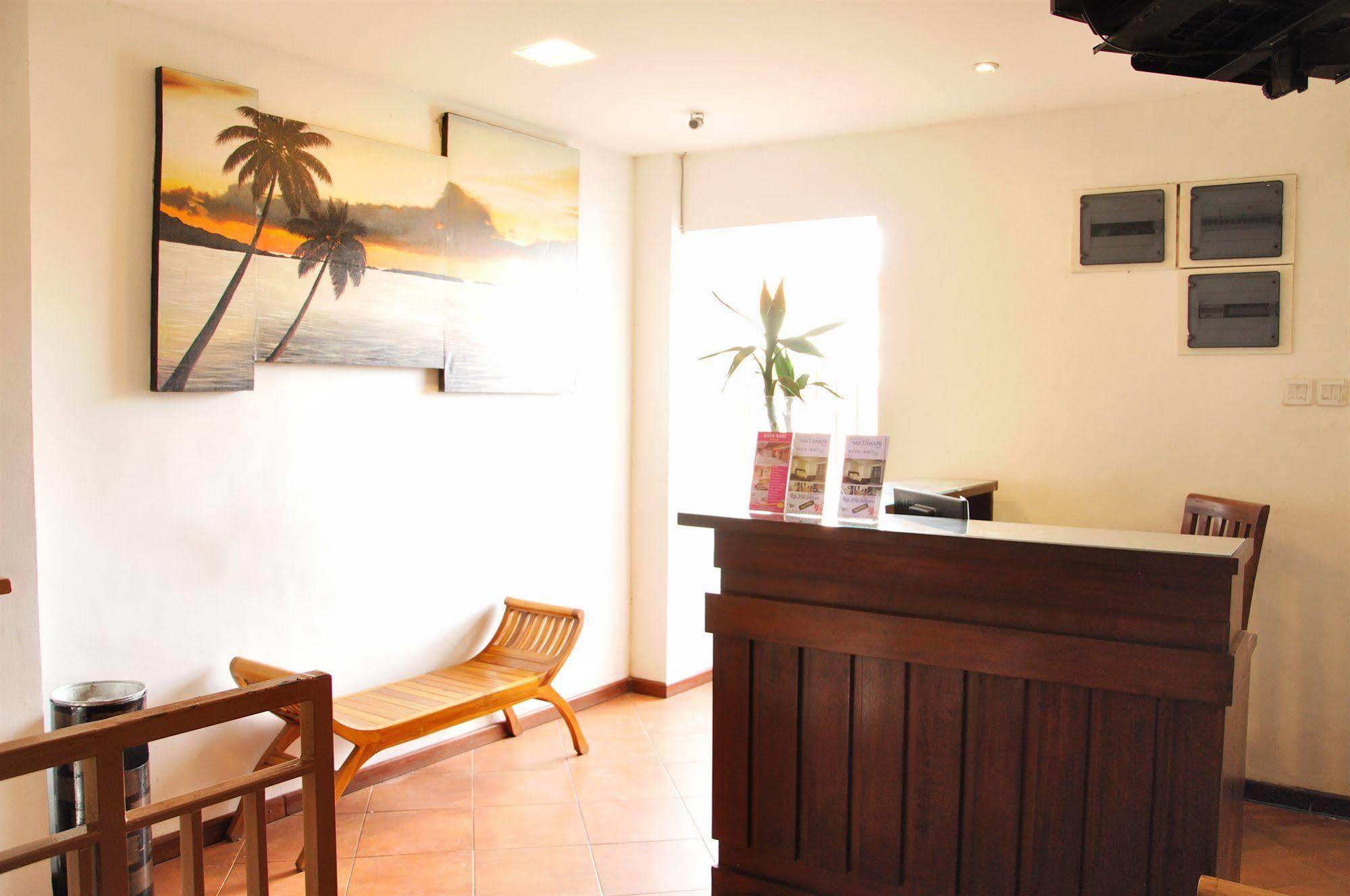 Bemo Corner Guest House Kuta Lombok Esterno foto